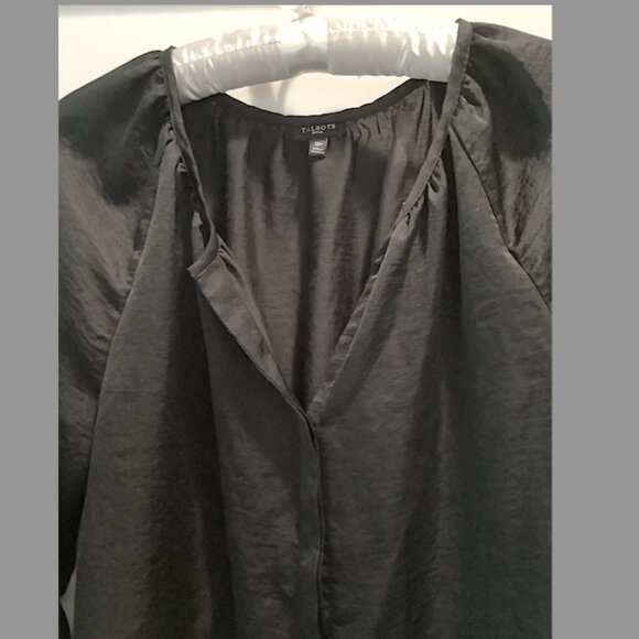 Talbots Petites - Classic  Black Blouse, 3/4 sleeve, Size 12P, 100% Polyester - Picture 2 of 13